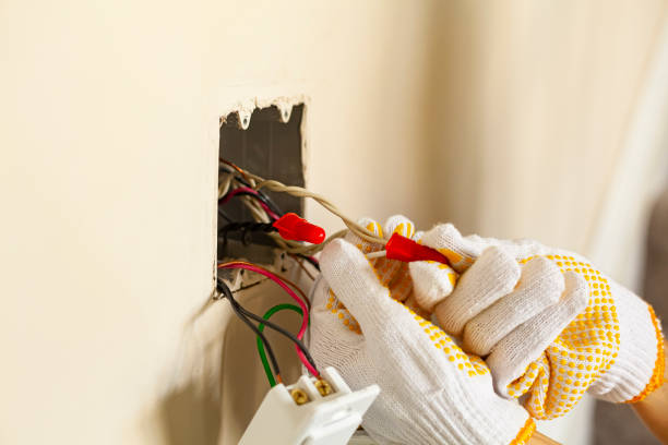 Why Trust Our Licensed Electricians for Your Electrical Needs in Taft Mosswood, CA?